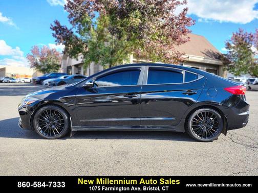 2017 Hyundai ELANTRA Sport