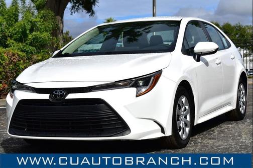 Ice Cap 2025 Toyota Corolla LE