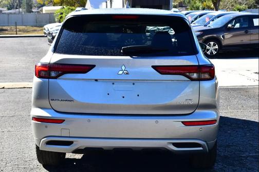2024 Mitsubishi Outlander PHEV SEL