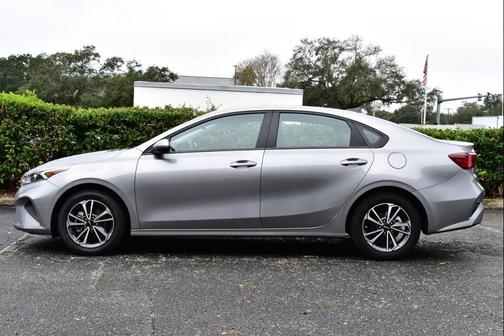Steel Gray 2024 Kia Forte LXS