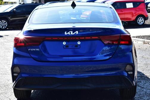 Deep Sea Blue 2024 Kia Forte LXS