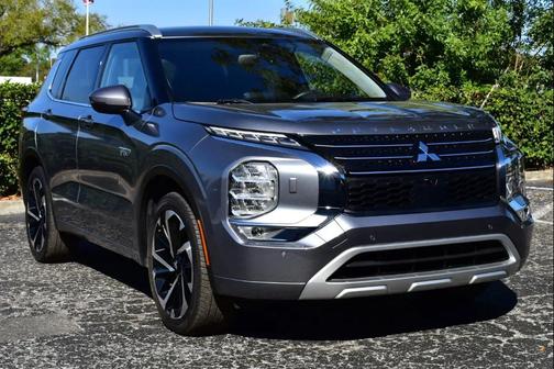 2023 Mitsubishi Outlander PHEV SEL