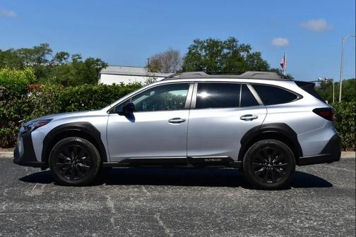 Ice Silver Metallic 2025 Subaru Outback Onyx Edition