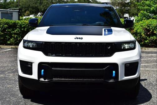 2023 Jeep Grand Cherokee 4xe Trailhawk
