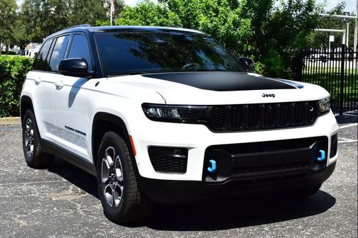 2023 Jeep Grand Cherokee 4xe Trailhawk