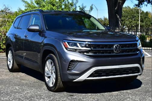 2022 Volkswagen Atlas 3.6L SE w/Technology