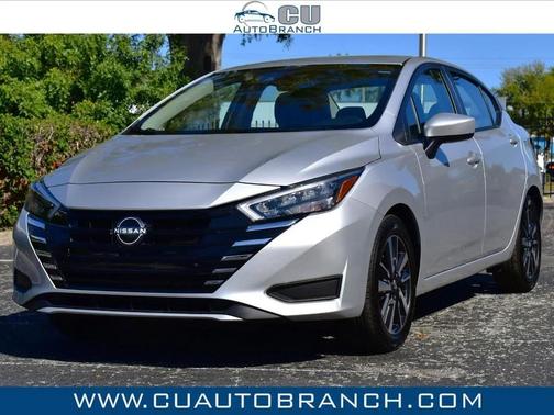 Brilliant Silver Metallic 2025 Nissan Versa 1.6 SV