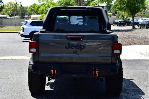 Granite Crystal Metallic Clearcoat 2021 Jeep Gladiator Sport S