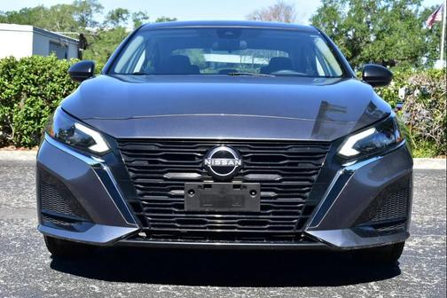 Gun Metallic 2025 Nissan Altima SV FWD