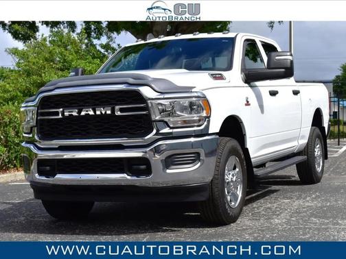Bright White Clearcoat 2024 RAM 2500 Tradesman Crew Cab 4x4 6'4' Box