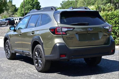Autumn Green Metallic 2025 Subaru Outback Onyx Edition