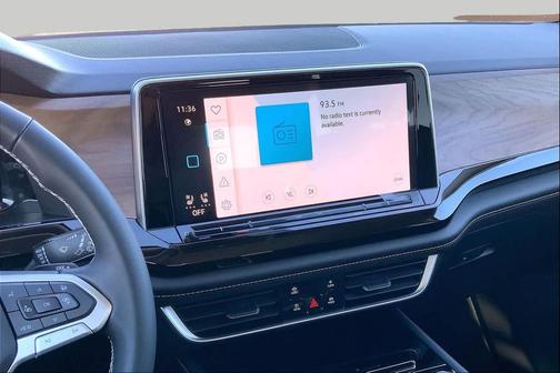 Avocado Green Pearl 2026 Volkswagen Atlas 2.0T SE w/Technology
