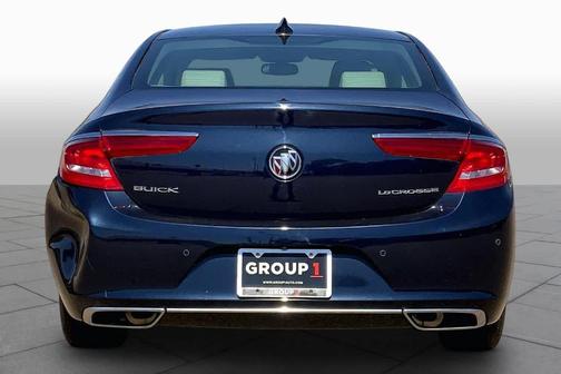 Dark Sapphire Blue Metallic 2017 Buick LaCrosse Essence