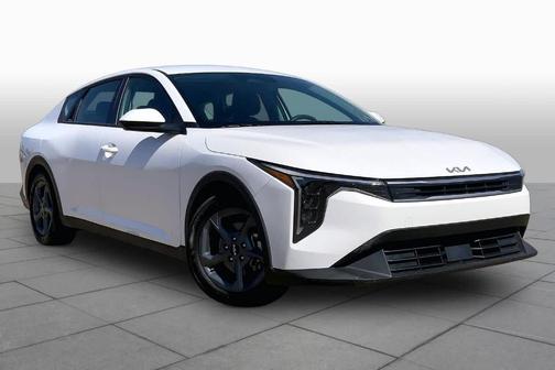 Snow White Pearl 2025 Kia K4