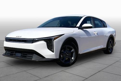 Snow White Pearl 2025 Kia K4