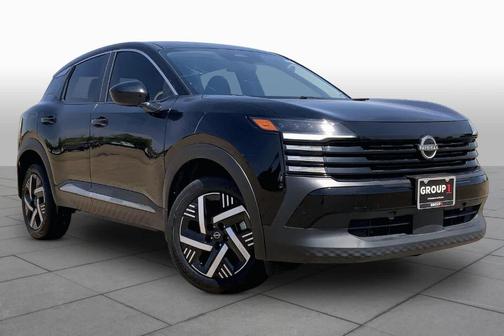 Super Black 2025 Nissan Kicks SV