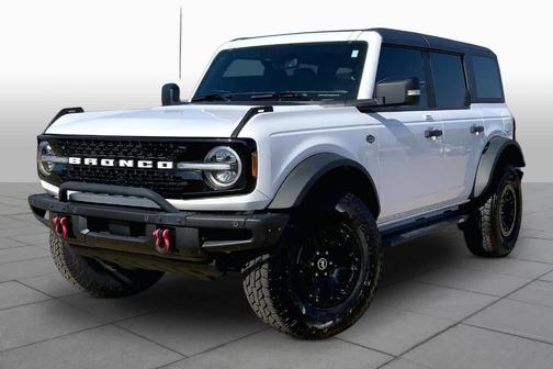 Oxford White 2023 Ford Bronco Wildtrak