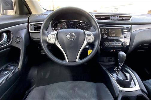 Magnetic Black 2016 Nissan Rogue S