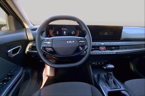 Morning Haze 2025 Kia K4 LXS