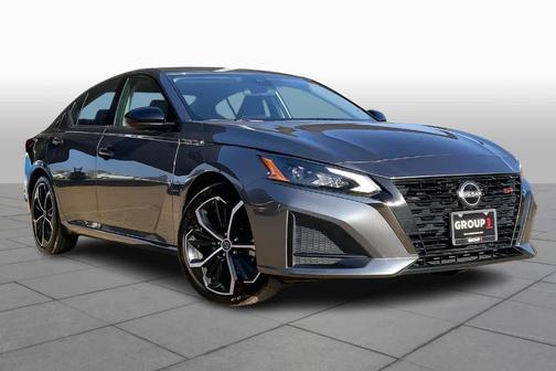 Gun Metallic 2025 Nissan Altima SR