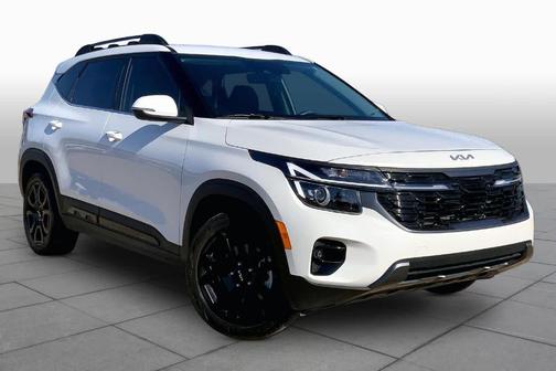 Snow White Pearl 2024 Kia Seltos X-Line