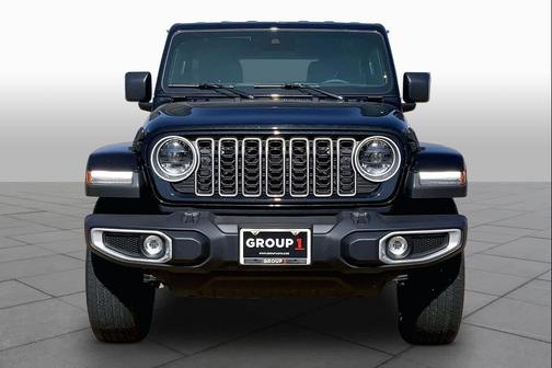 Black Clearcoat 2025 Jeep Wrangler 4-Door Sahara 4x4