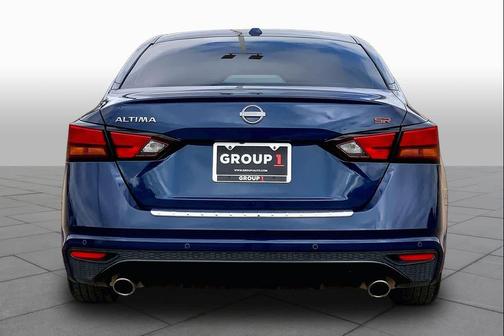 Deep Blue Pearl 2023 Nissan Altima SR FWD