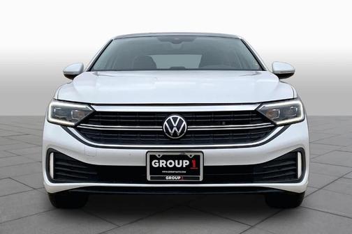 Opal White Pearl Effect 2024 Volkswagen Jetta 1.5T SEL