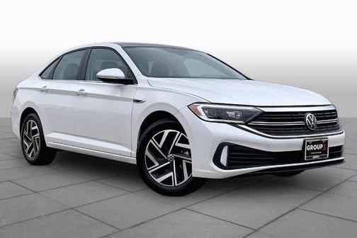 Opal White Pearl Effect 2024 Volkswagen Jetta 1.5T SEL