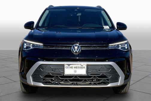 Deep Black Pearl Effect 2025 Volkswagen Taos 1.5T SE