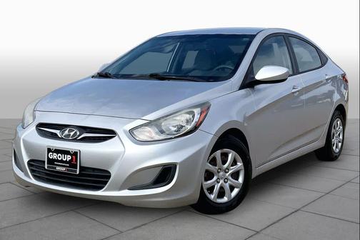 Ironman Silver Metallic 2014 Hyundai Accent GLS