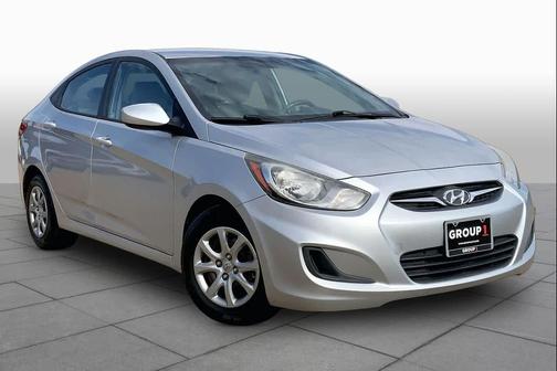 Ironman Silver Metallic 2014 Hyundai Accent GLS