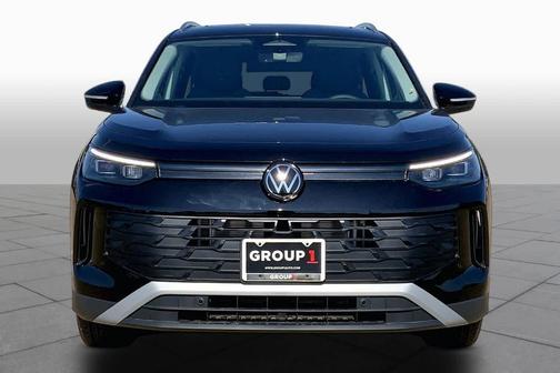 Deep Black Pearl 2026 Volkswagen Tiguan 2.0T SE