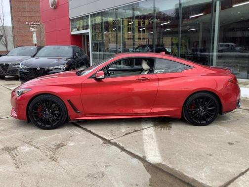 2017 INFINITI Q60 3.0t Red Sport 400