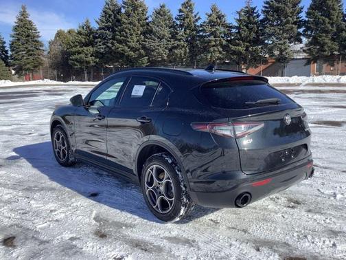 2025 Alfa Romeo Stelvio Sprint AWD