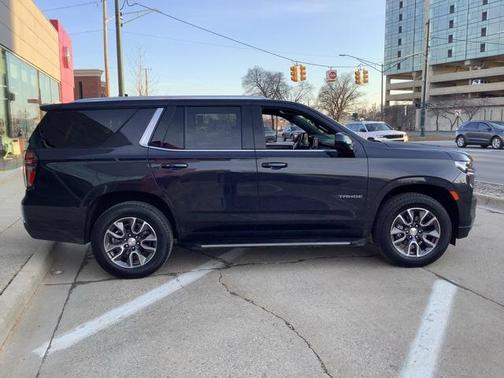 2023 Chevrolet Tahoe LS