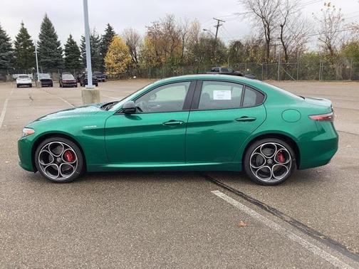 2025 Alfa Romeo Giulia AWD