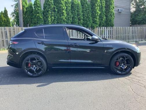2024 Alfa Romeo Stelvio Veloce AWD
