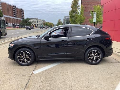 2019 Alfa Romeo Stelvio Ti