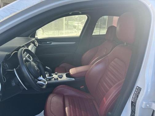 2022 Alfa Romeo Stelvio Ti