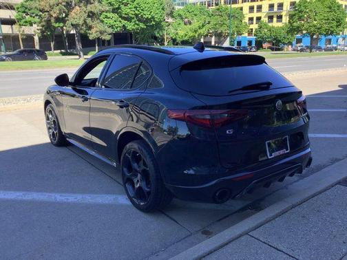 Vulcano Black Metallic 2022 Alfa Romeo Stelvio Ti
