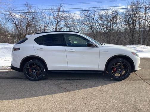 2026 Alfa Romeo Stelvio 