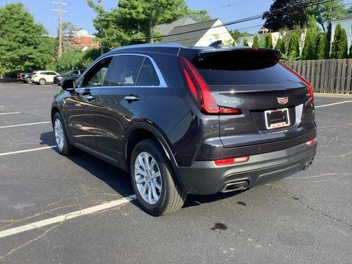 2022 Cadillac XT4 Luxury