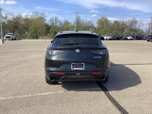 2025 Alfa Romeo Stelvio Sprint AWD