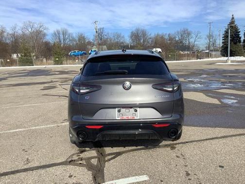 2025 Alfa Romeo Stelvio Sprint AWD