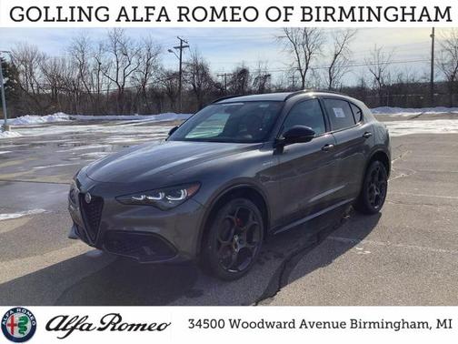 2025 Alfa Romeo Stelvio Sprint AWD