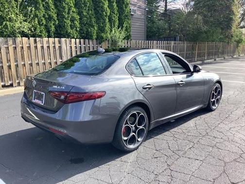 2022 Alfa Romeo Giulia Ti