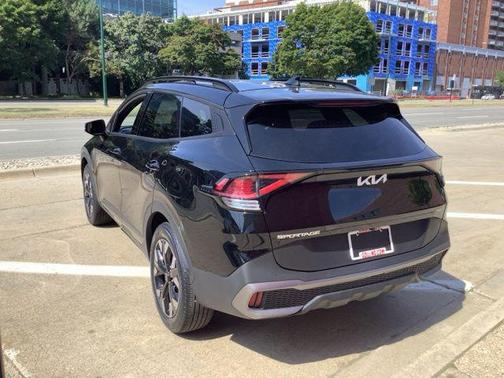 Ebony Black 2024 Kia Sportage X-Line