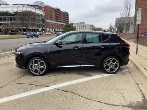 2024 Alfa Romeo Tonale Ti EAWD