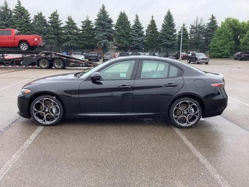 2025 Alfa Romeo Giulia AWD